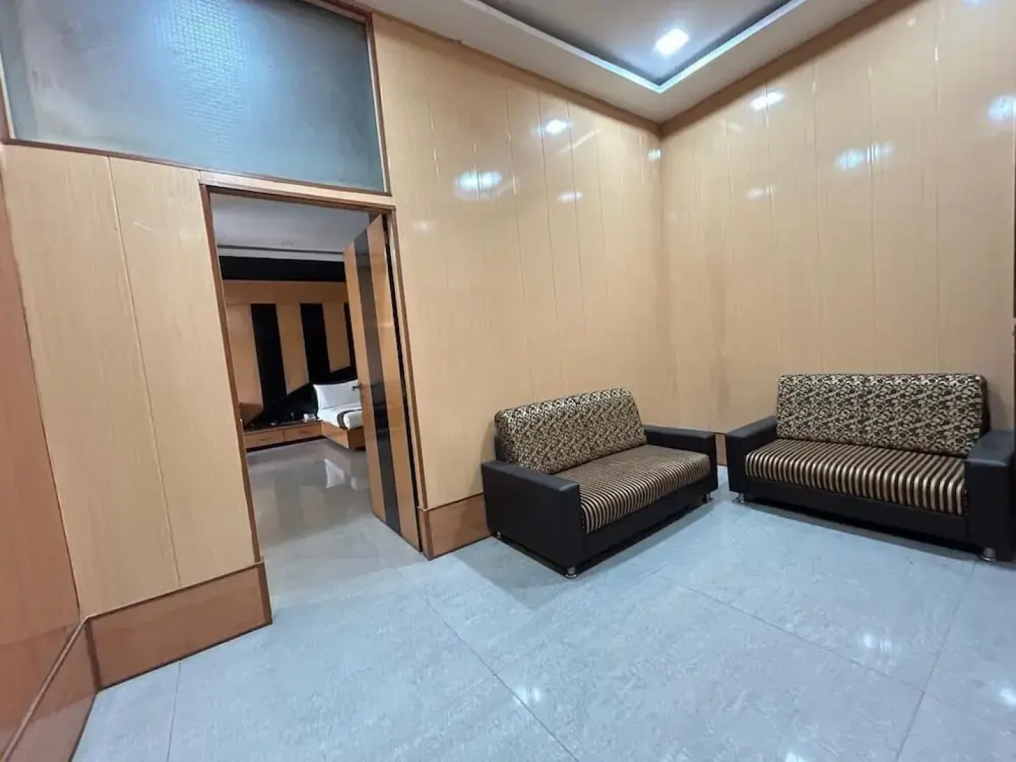 Hotel Rahul Palace by OYO Rooms