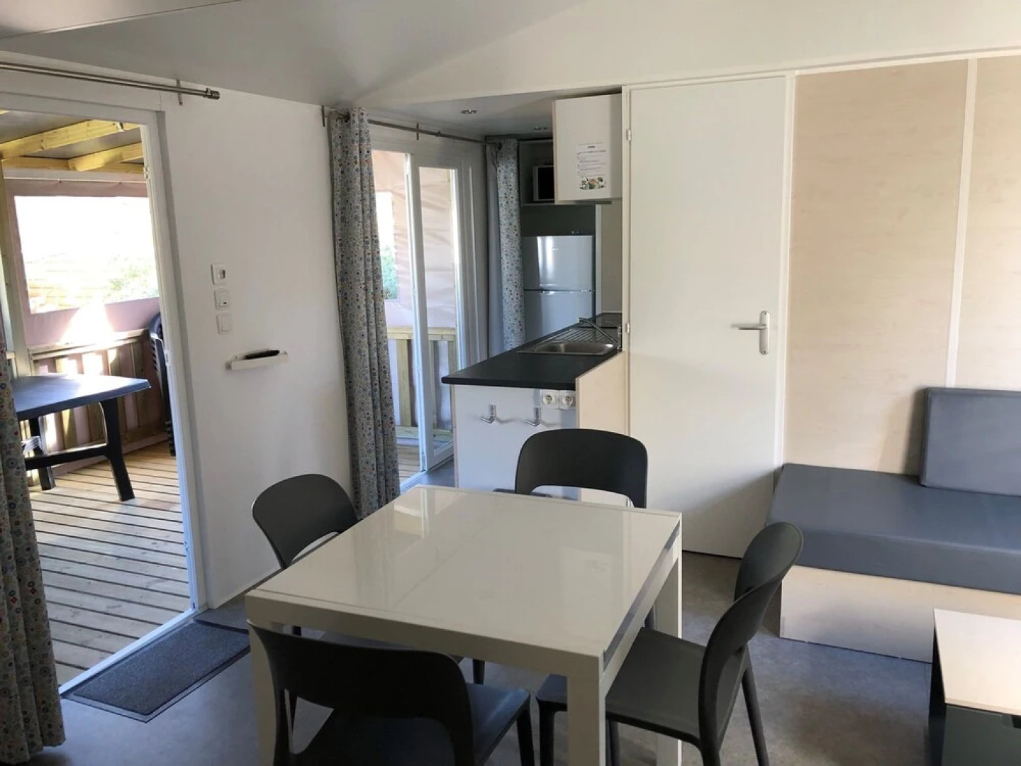 Camping à la Corniche