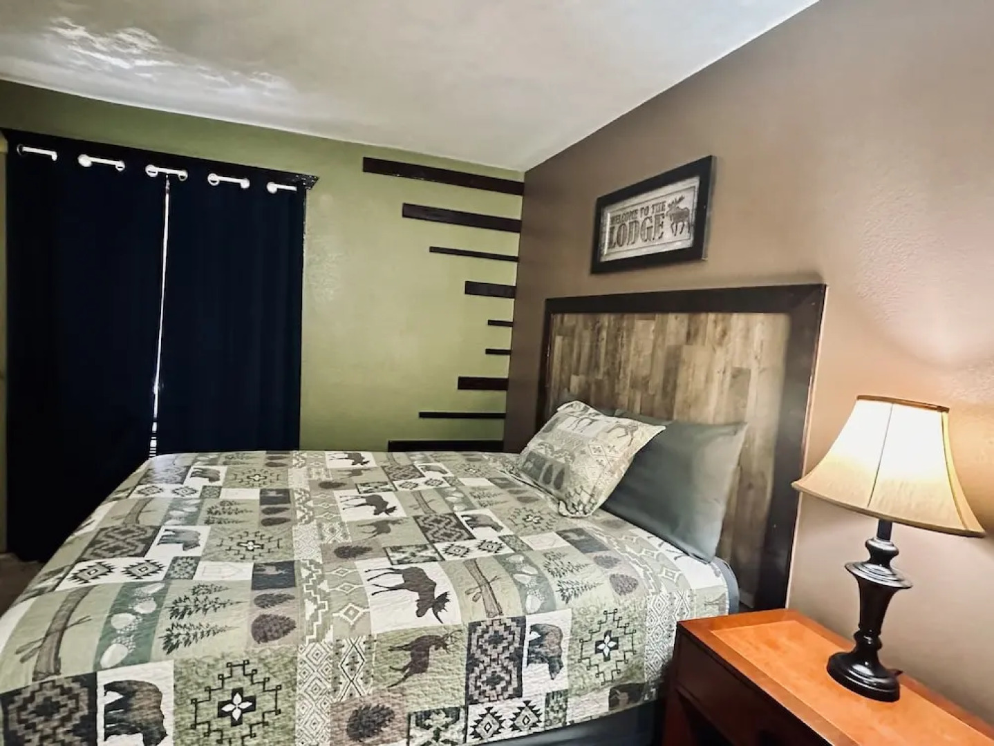 Moosehead Lodge & Cabins