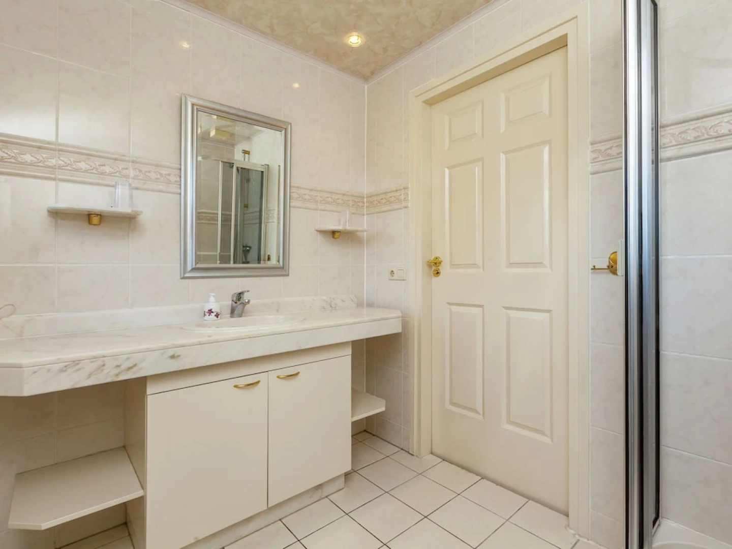 Quaint Apartment in Oostkapelle Zealand with Terrace