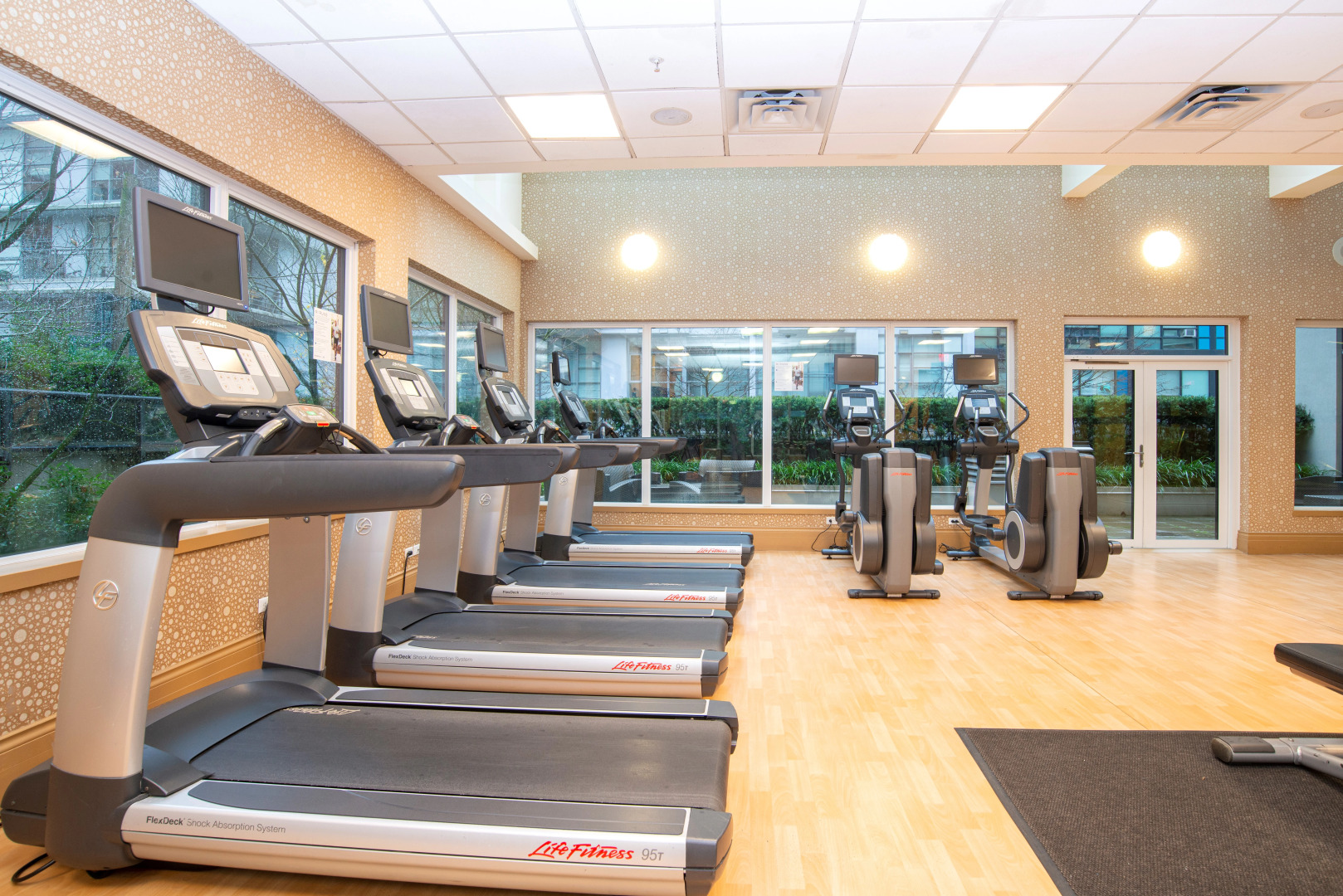 Landis Hotel & Suites