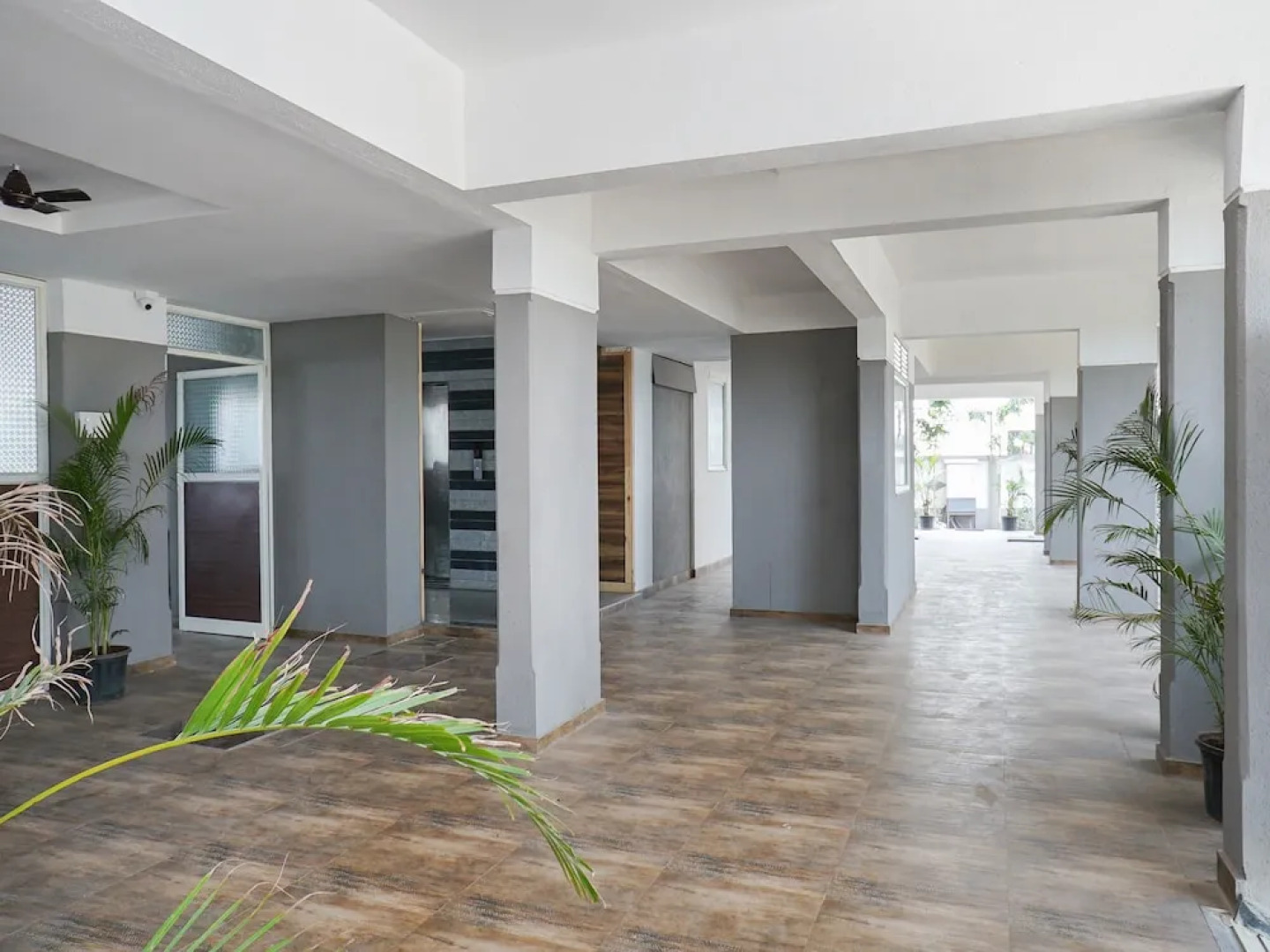 OYO 12538 Twin Tower 2