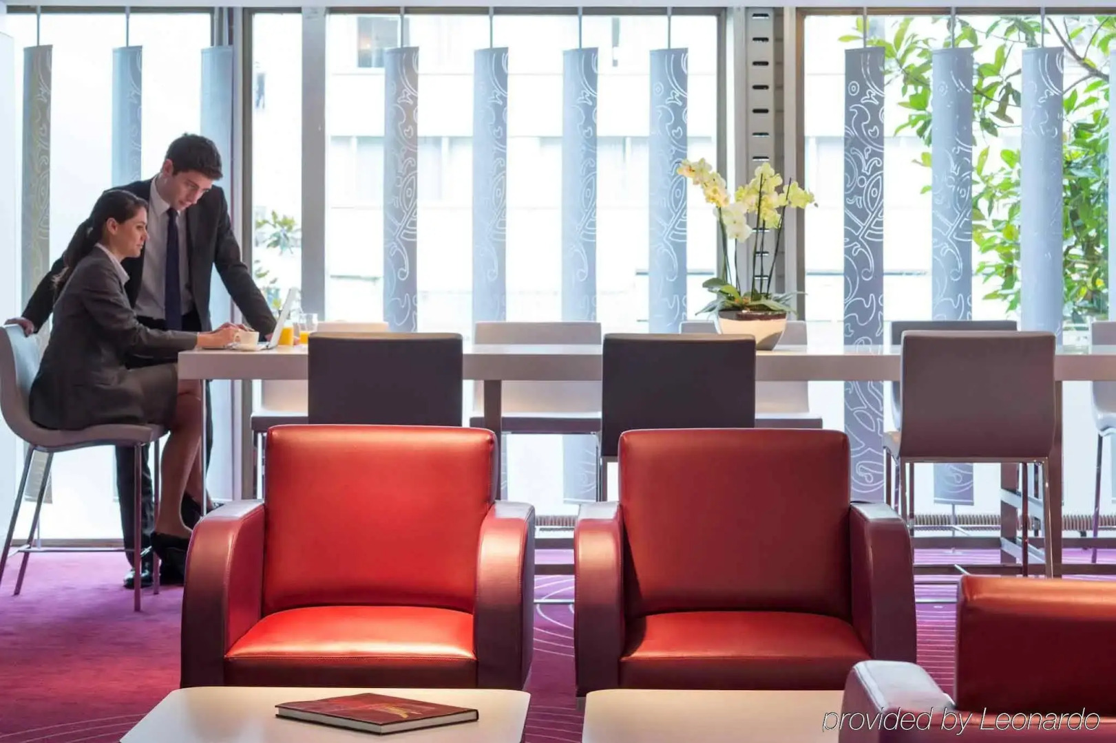 Отель Mercure Paris Centre Tour Eiffel 