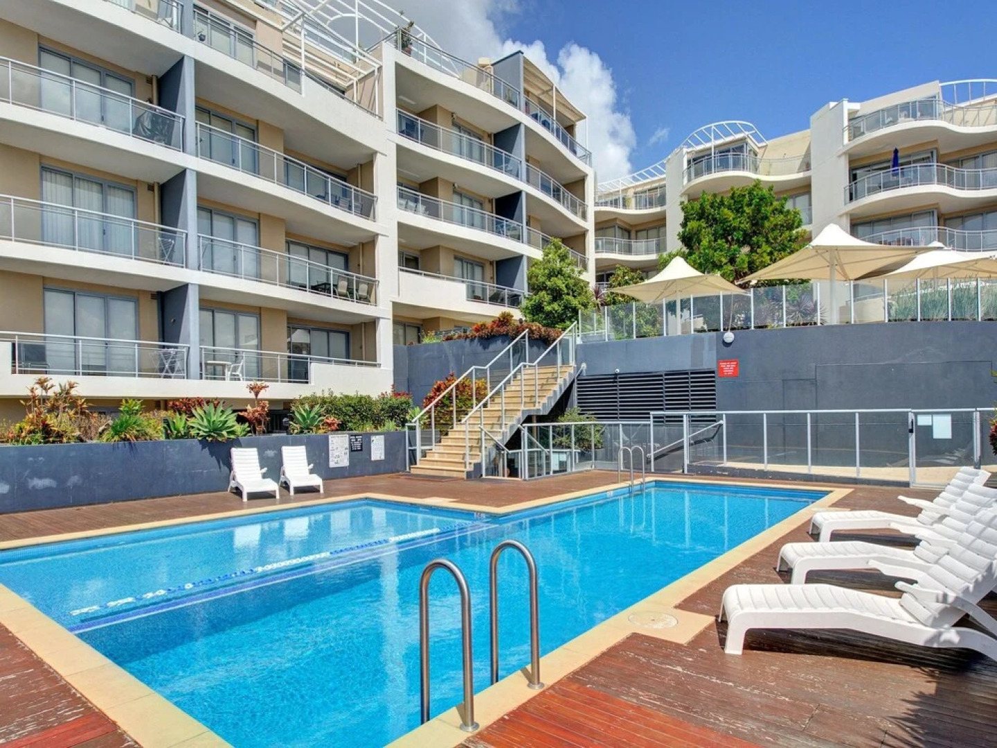 Cote D'Azur,  Unit 41/61 Donald Street