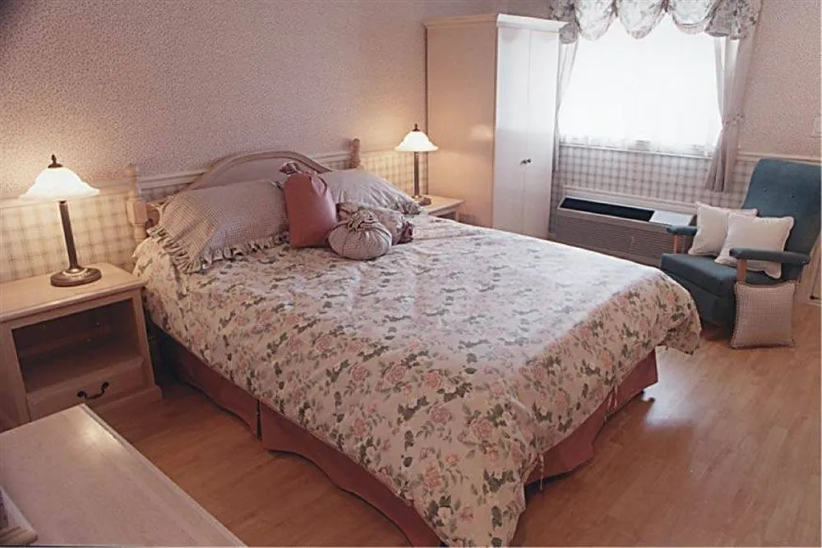 Auberge Les Jardins Inn-Motel Le Brayon & Chalets