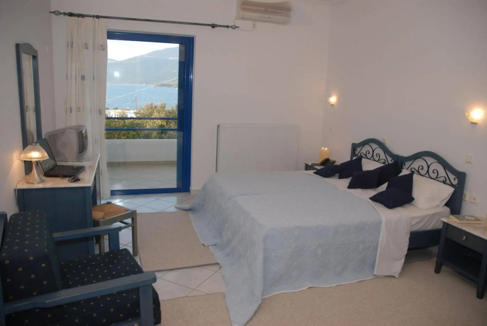 Alykes Hotel Apartments