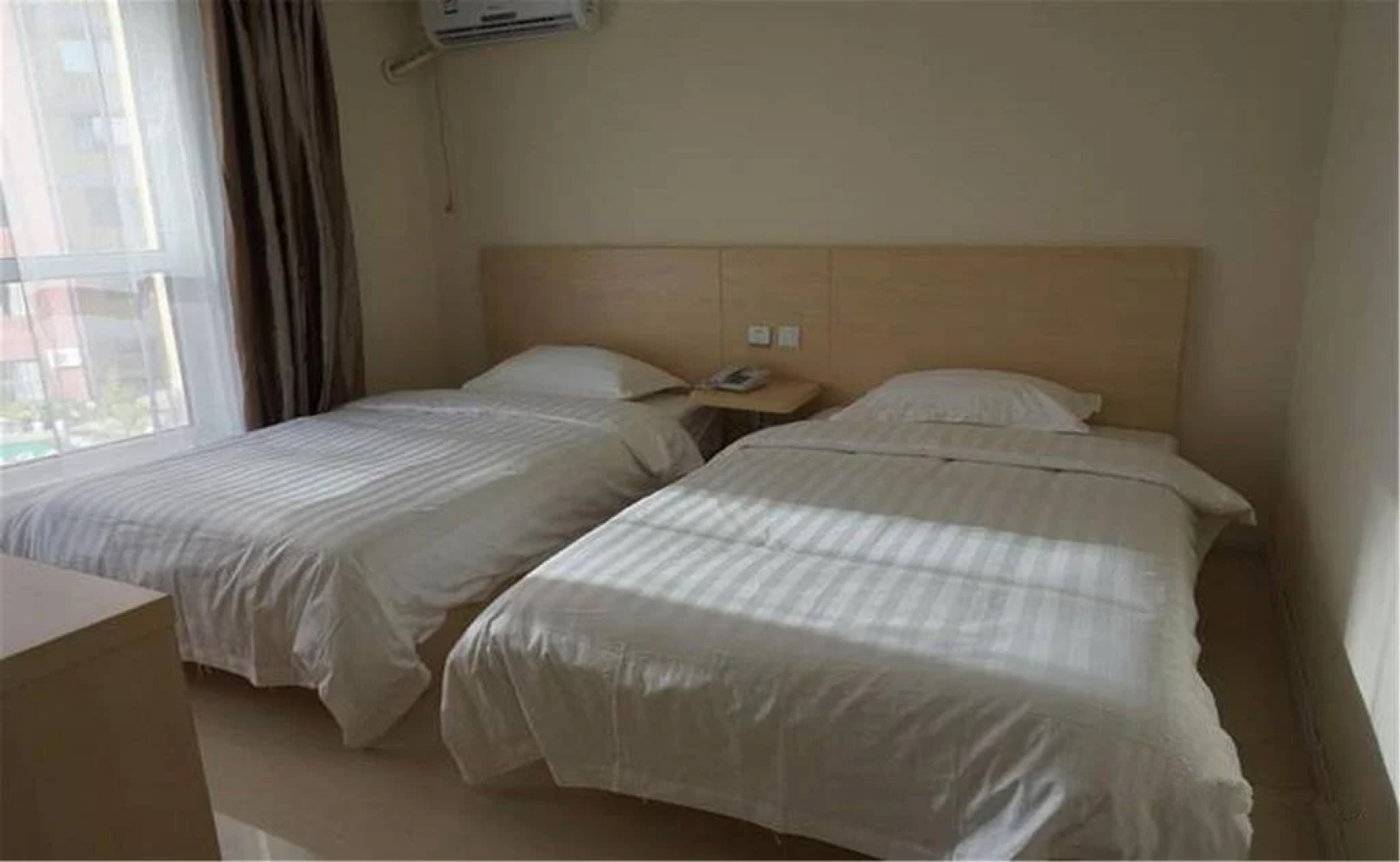 Shangcheng Express Hotel