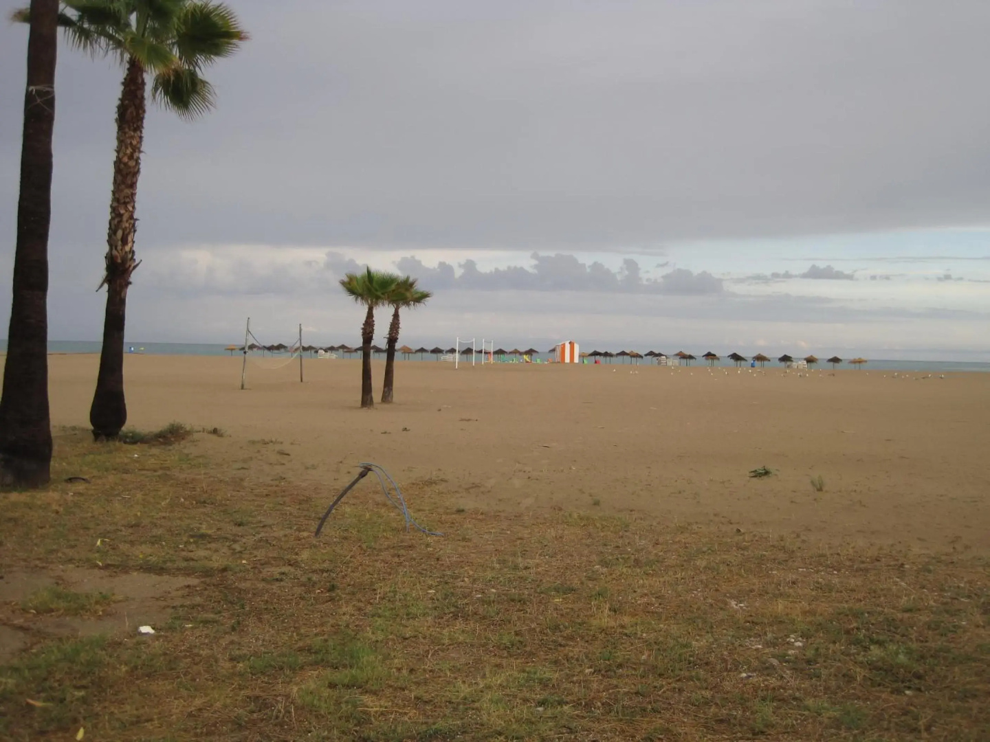 Casa con jardín frente Playa de Burriana