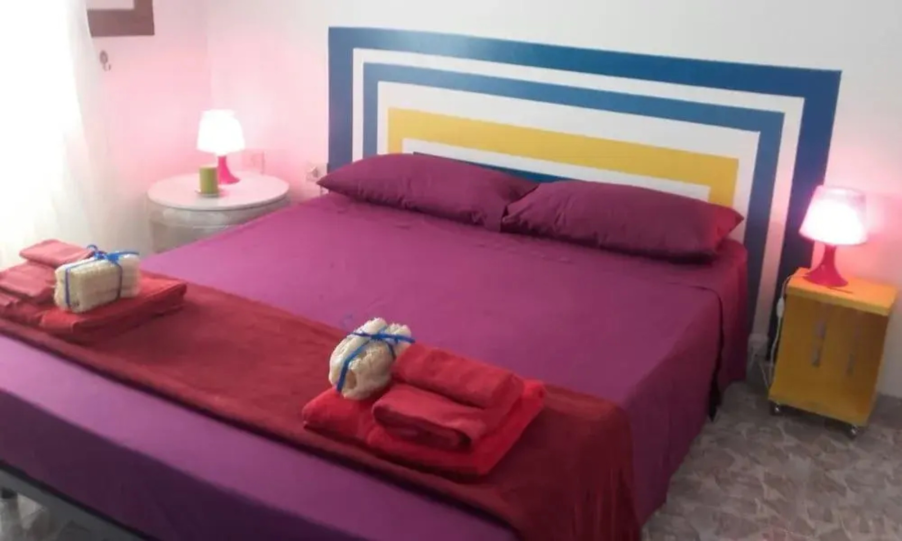 Que Encanto la Italiana