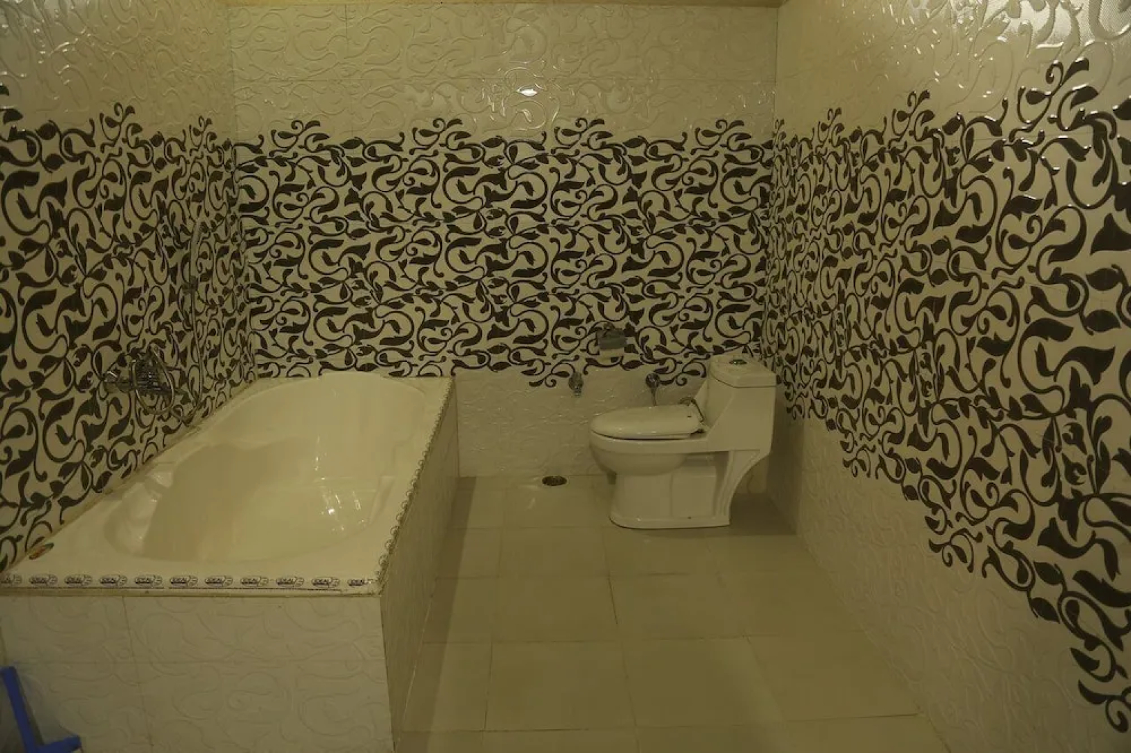 Van Chhavi Resort