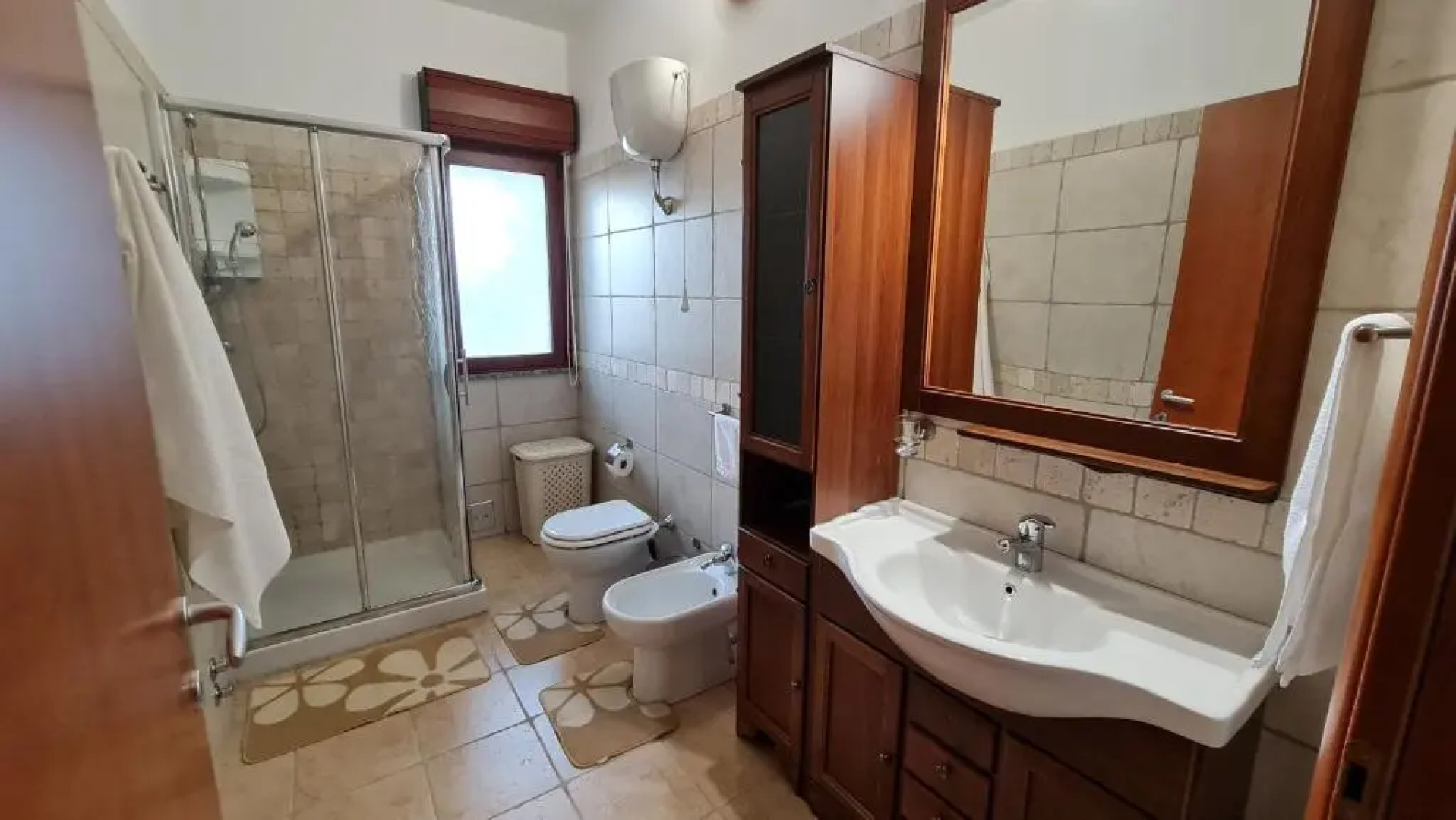Villa Vivi. Piscina, idro, giardino e condizionatore