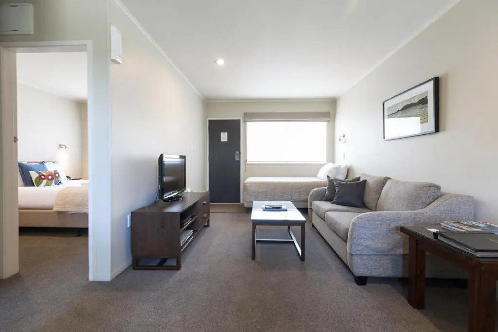 Colonial Court Motor Inn