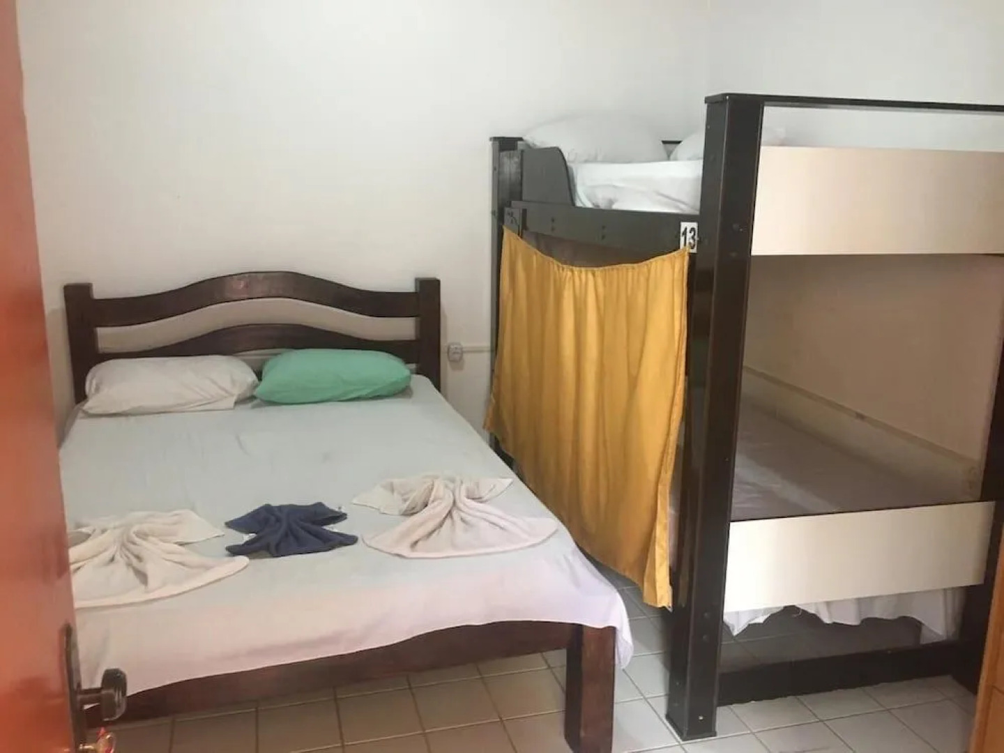 PraiaMar Hostel E Suites