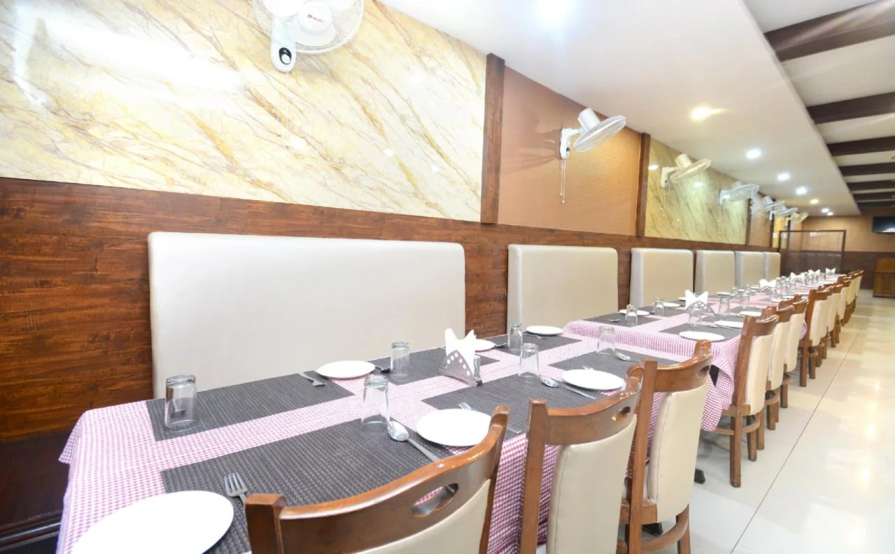 Hotel Pal Regency By OYO Rooms