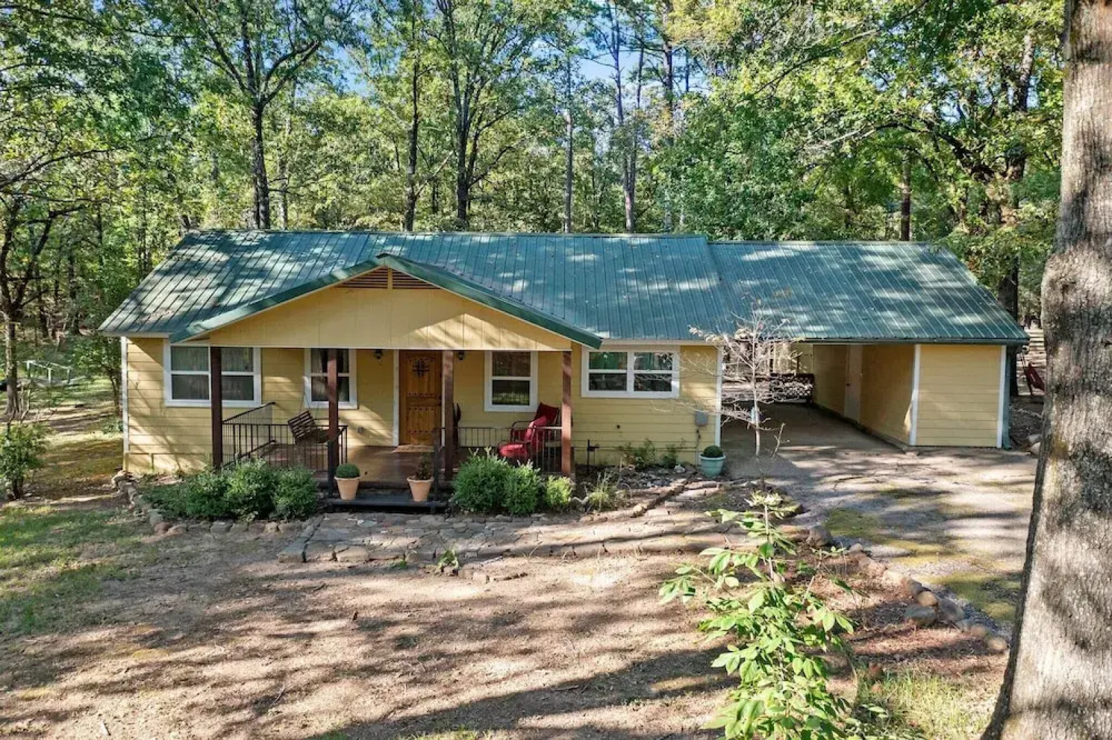 Family Friendly Cottage - Game Room+firepit+smores