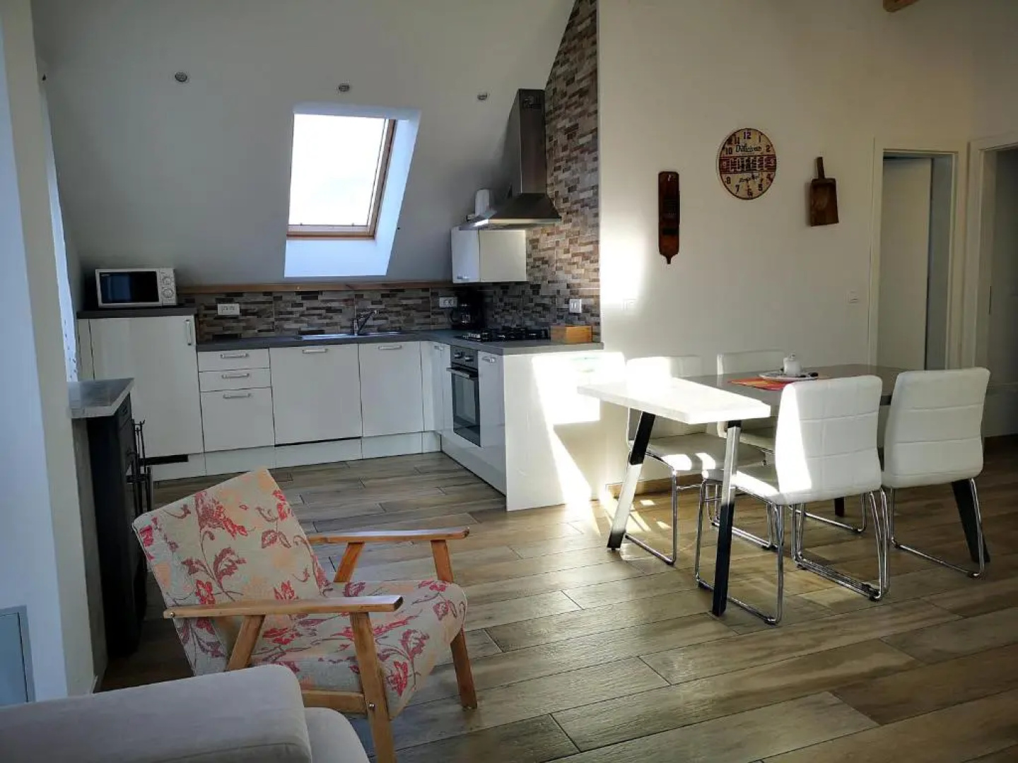 Pr`fik Apartments
