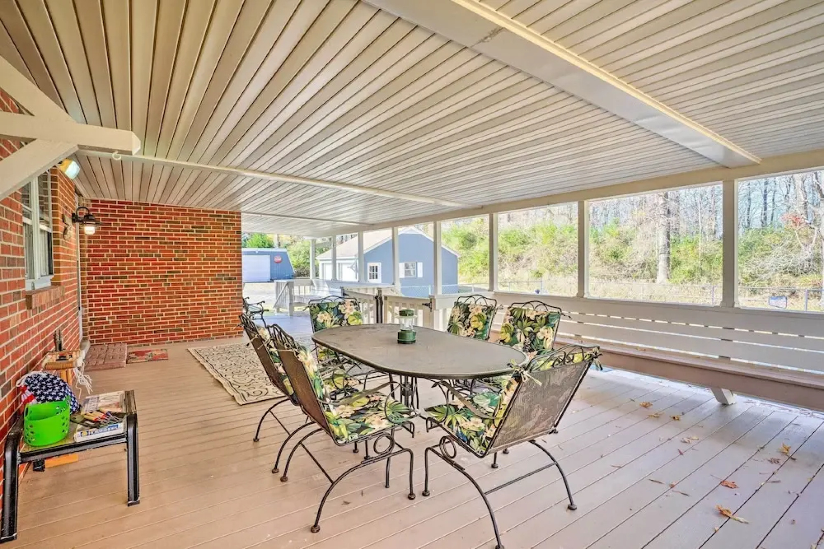'the Oyster Bed' Retreat w/ Pool & Game Room