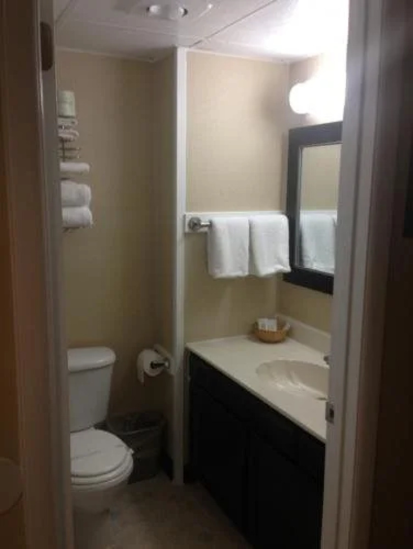 Fenwick Islander Motel