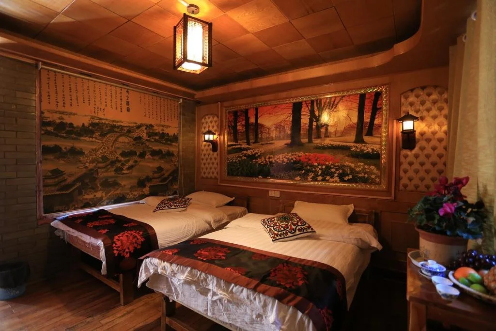 Lijiang Shiwai Taoyuan Inn