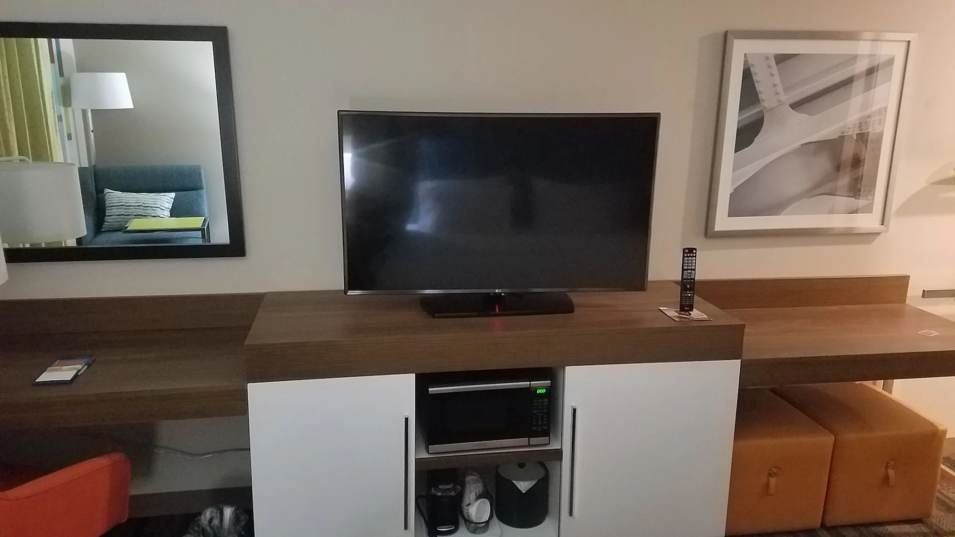 Hampton Inn & Suites Kansas City-Merriam