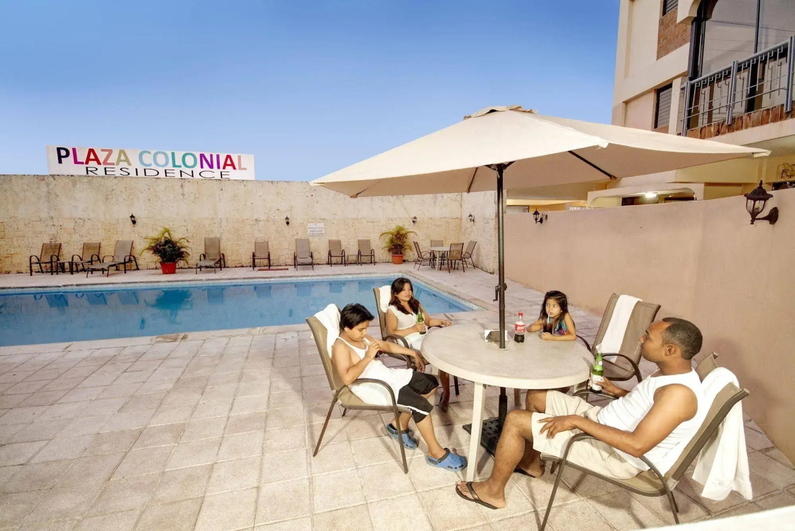 Apart-Hotel Plaza Colonial