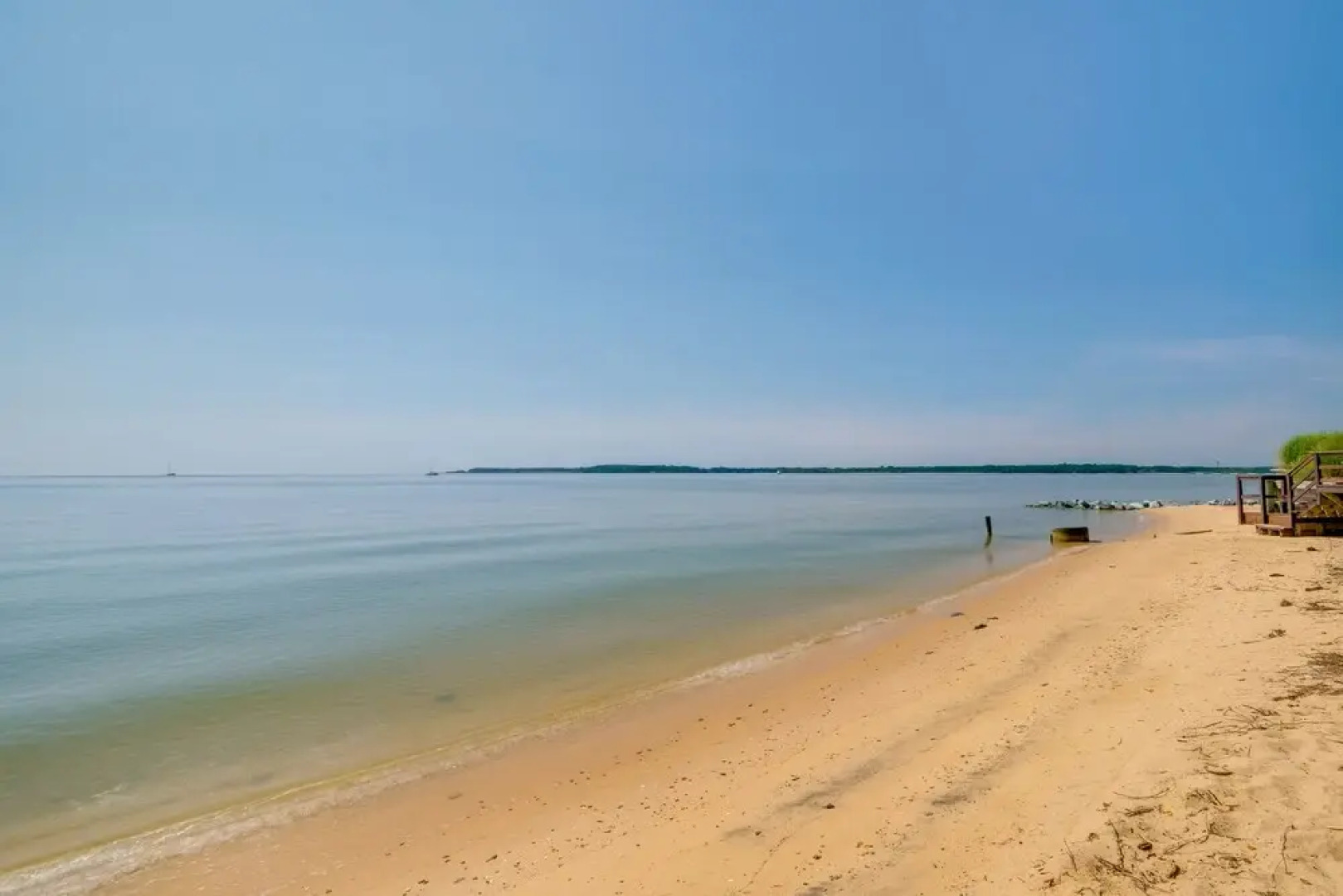 Lakefront Maryland Cabin w/ Fire Pit, Grill & Deck
