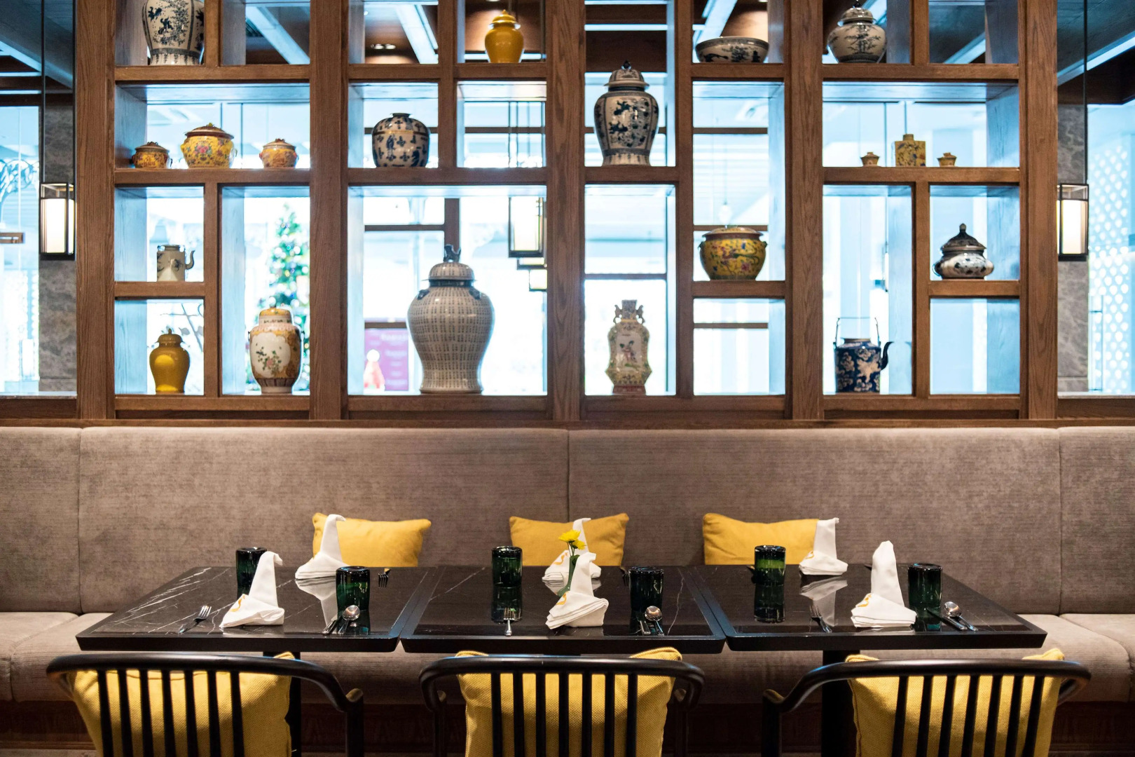 Ramada Plaza By Wyndham Chao Fah