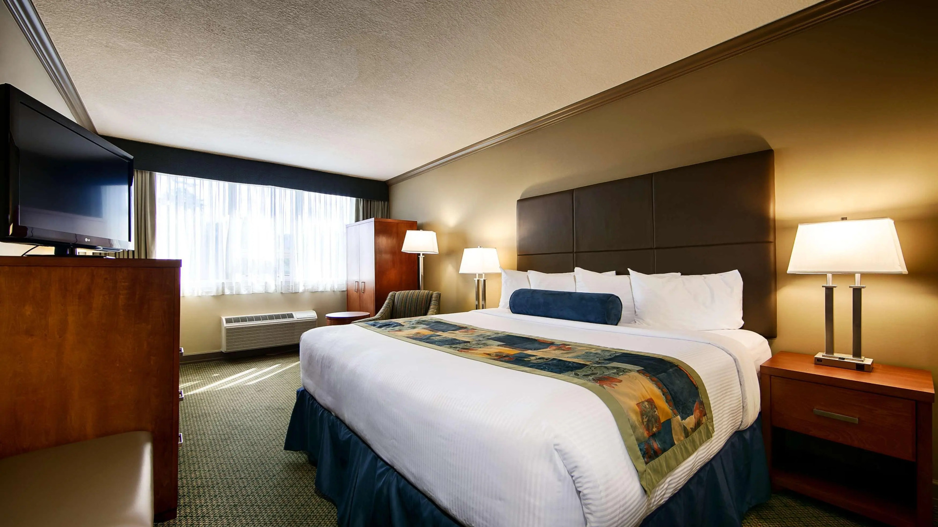 Best Western Plus Barclay Hotel