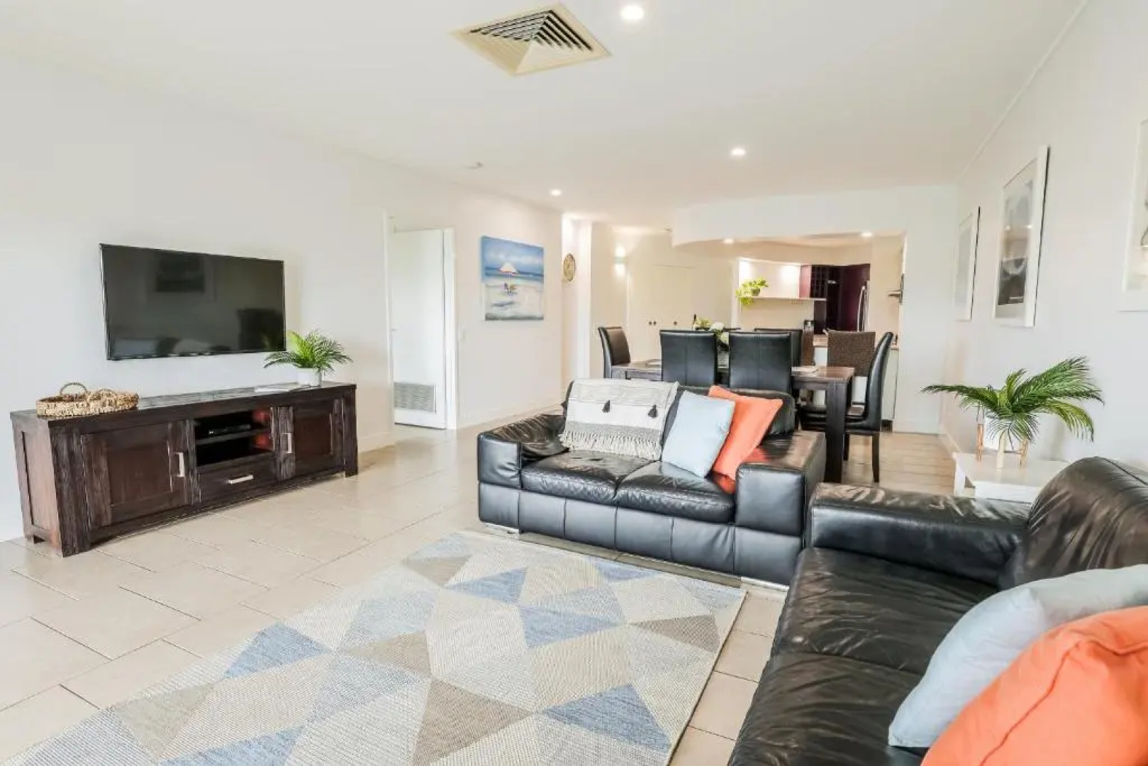 Azure Vista - 3 Bedroom Unit - Ocean Views