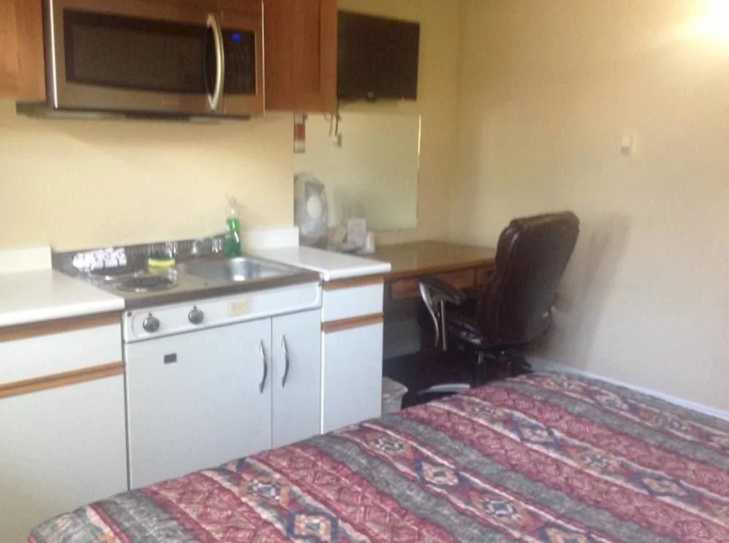 Cedars Motel