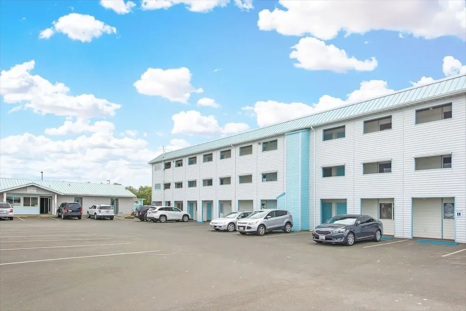 Windjammer Condos