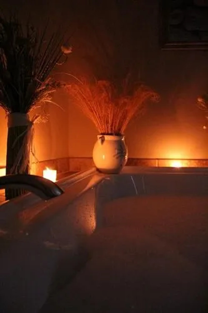 Moon Shadow Bed & Breakfast