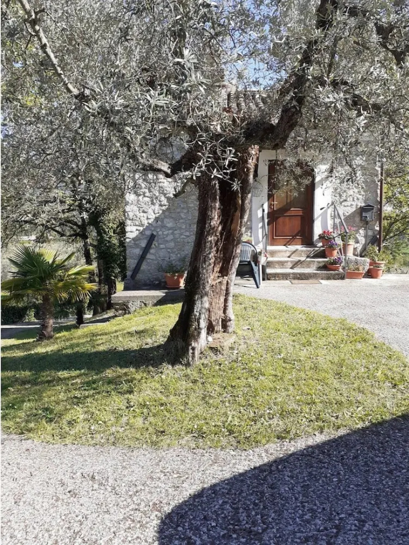 The Little House of Vacone Italy