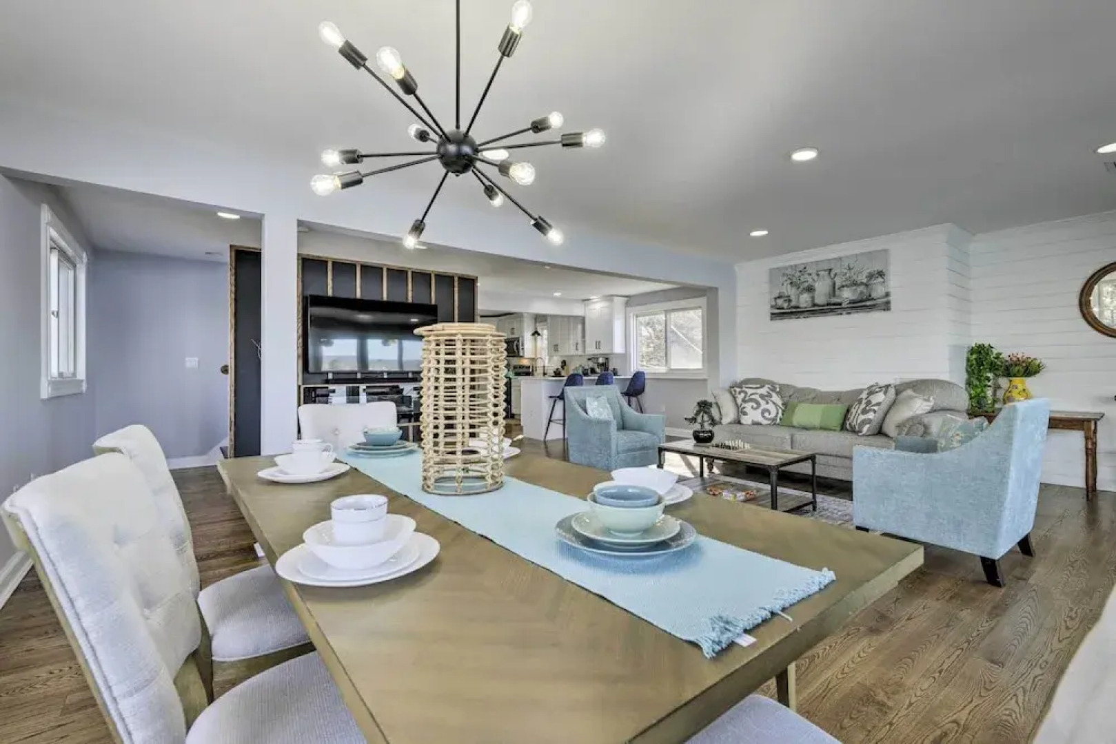 Lakefront Home: 2 Mi to Air Line State Park Trail!