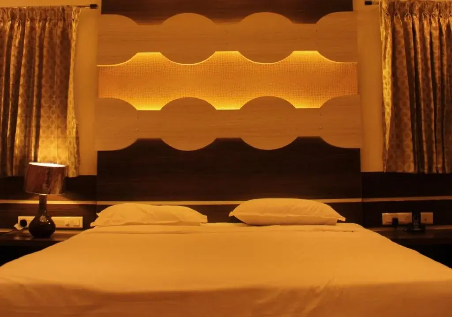 SBS Grand Hotel