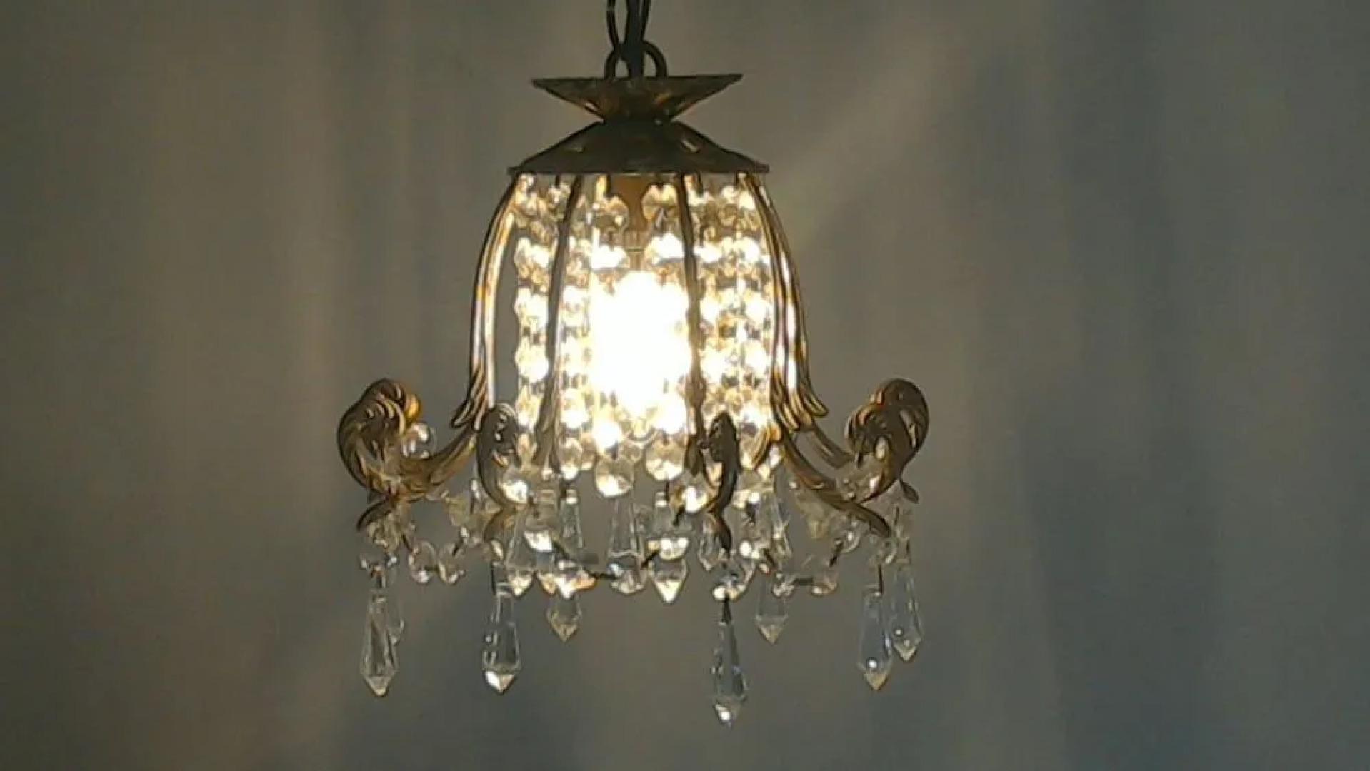 Whispering Cottages Bed and Breakfast