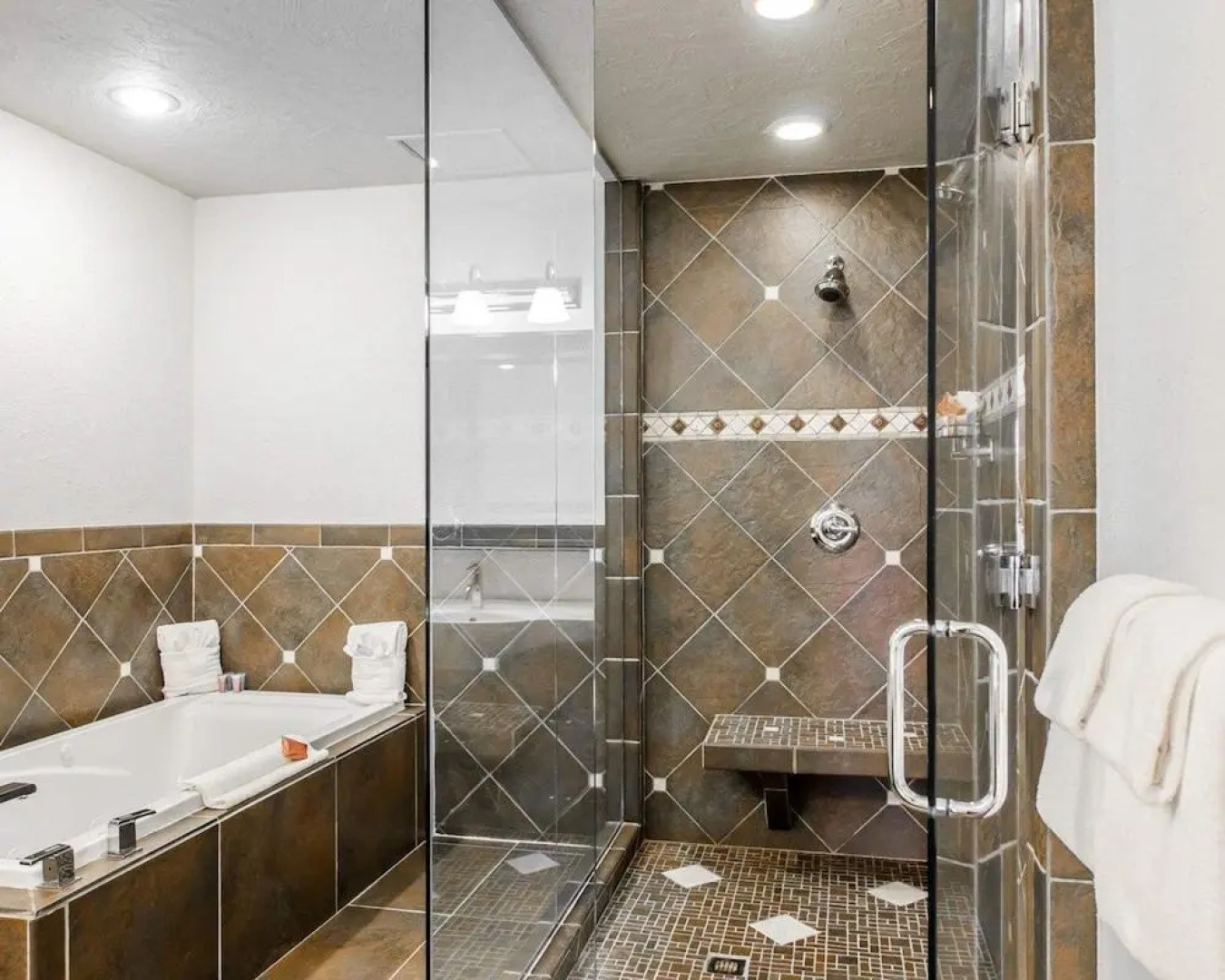 Hotel Seville, Ascend Hotel Collection