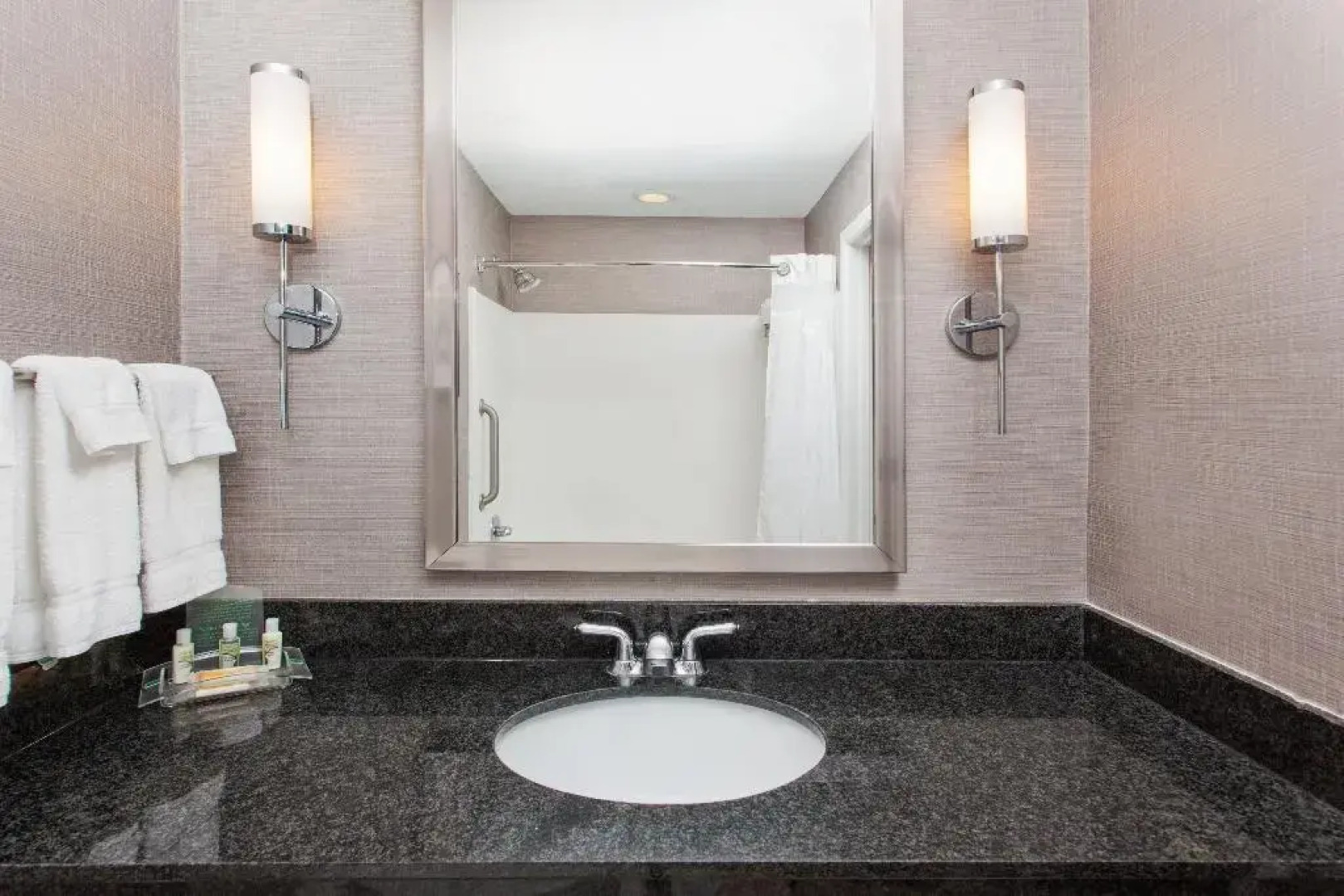 DoubleTree by Hilton Brunswick