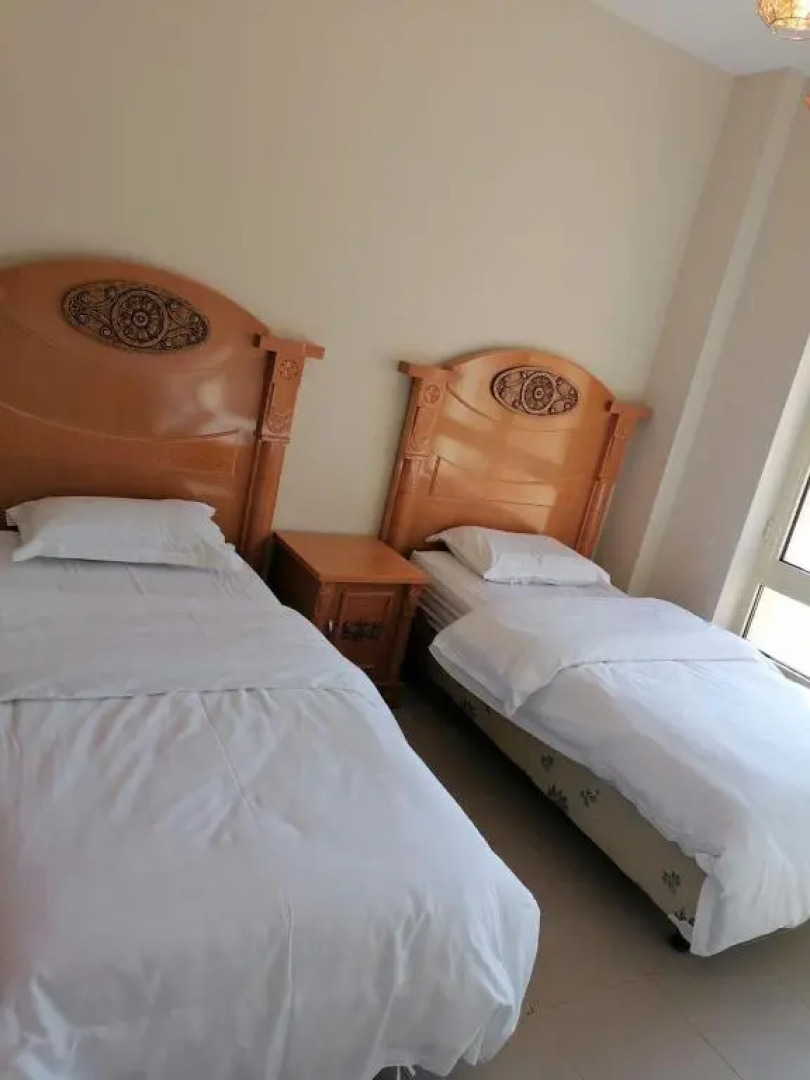 نزل الشاطئ 1 - عائلات فقط