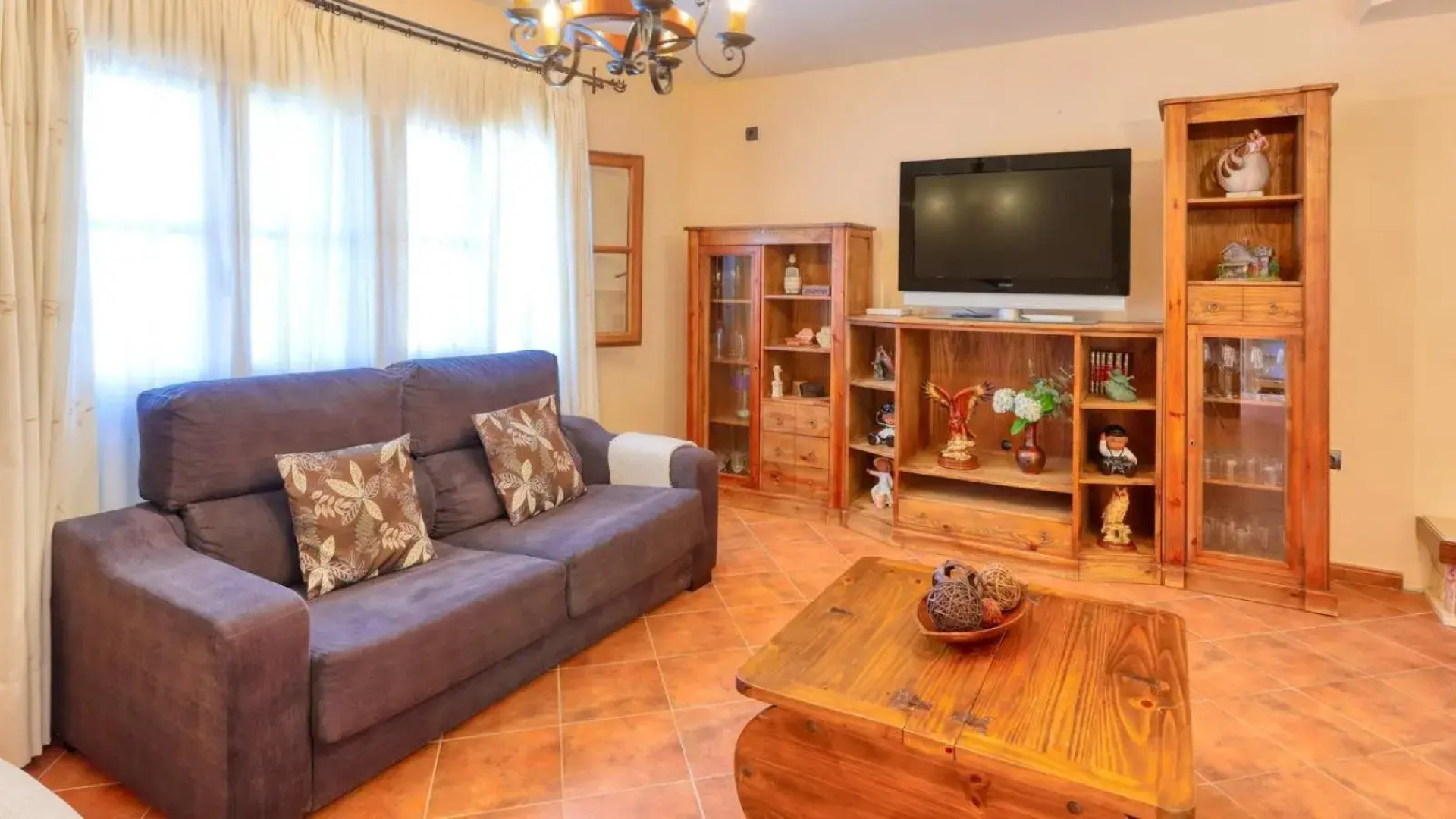 Casa Huerta Alejo Alozaina by Ruralidays