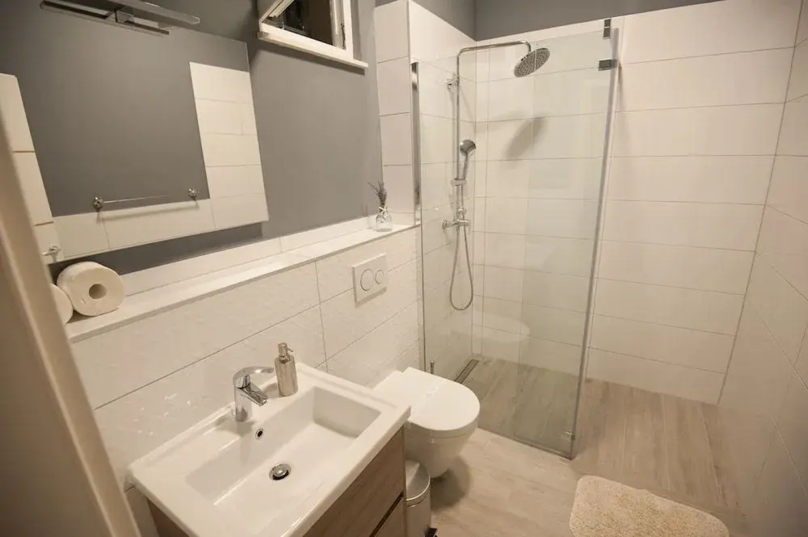 Seaside Luxury Suites