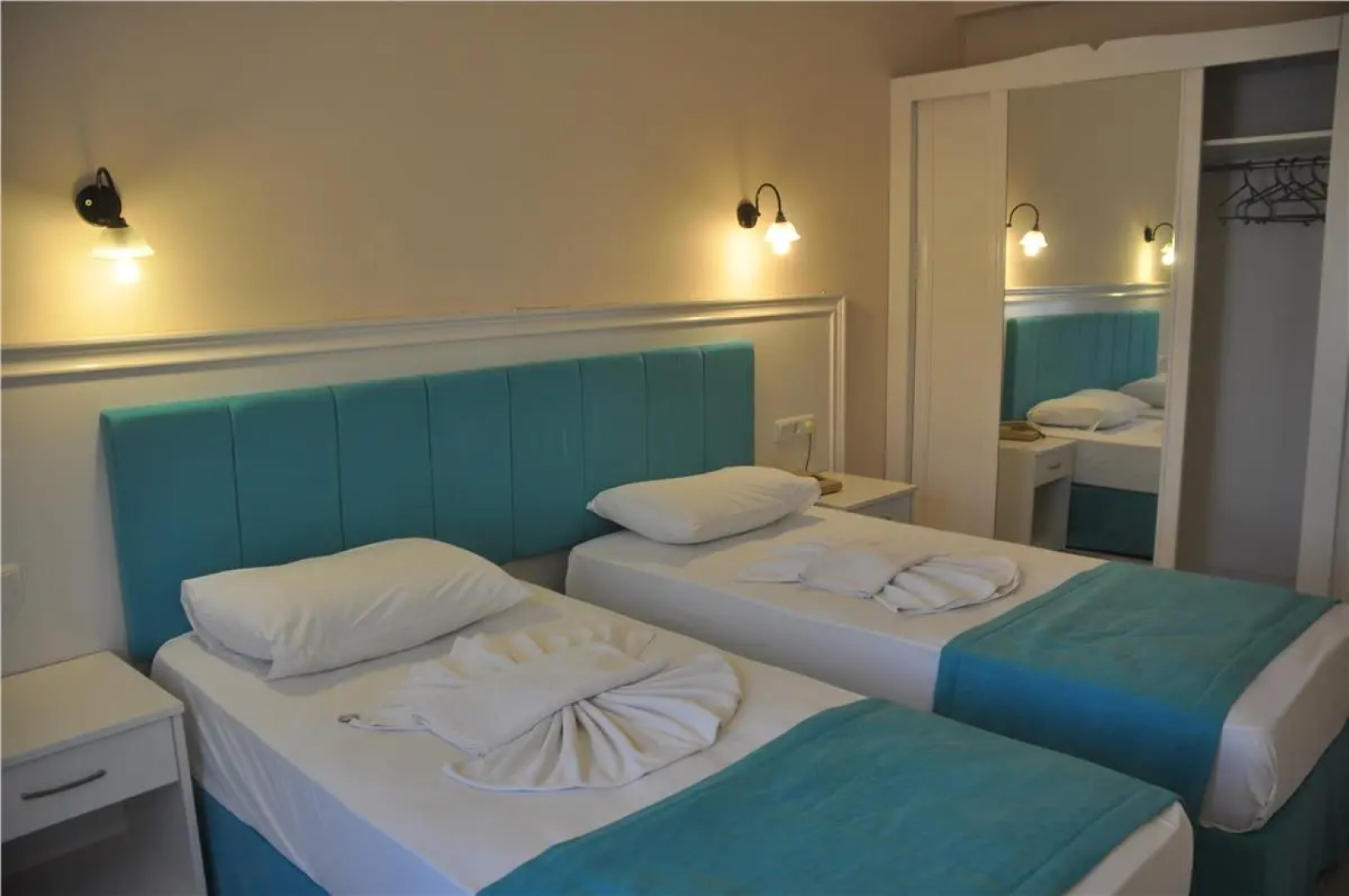 Отель Siesta Beach & Apart