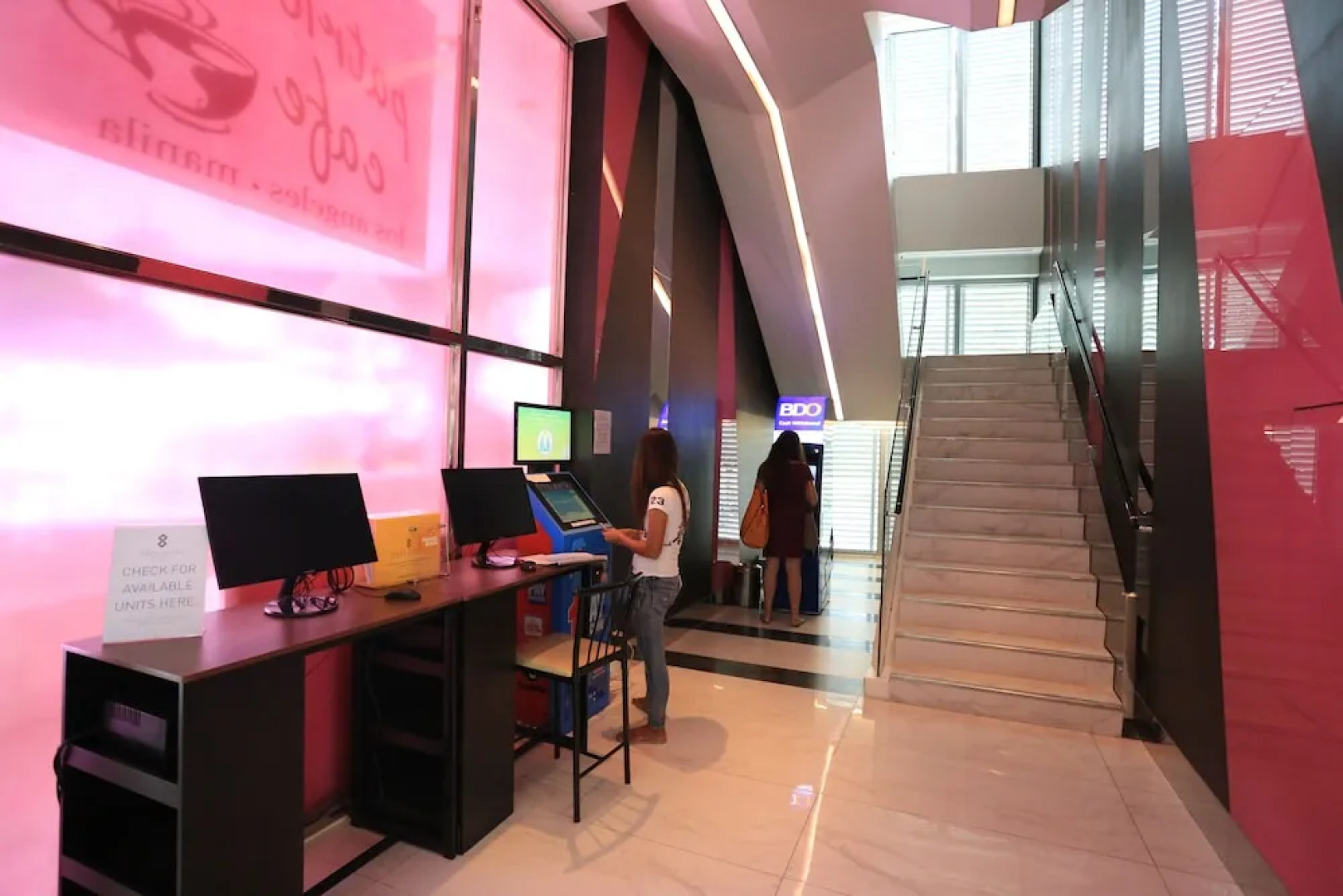 Maui Condotel @ Azure Urban Resort Residence