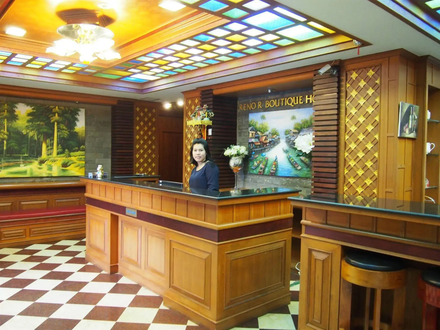 Renoir boutique hotel