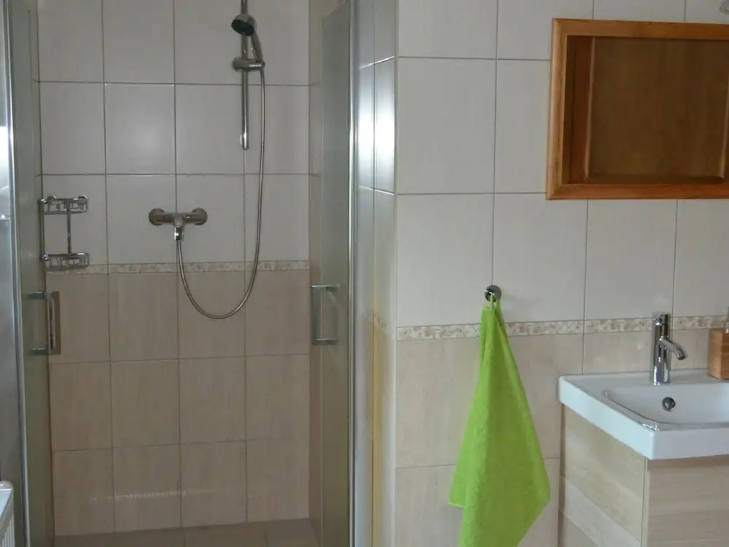 Beautiful, Spacious Holiday Home With Fireplace and Garden Pool Near the Golf Course