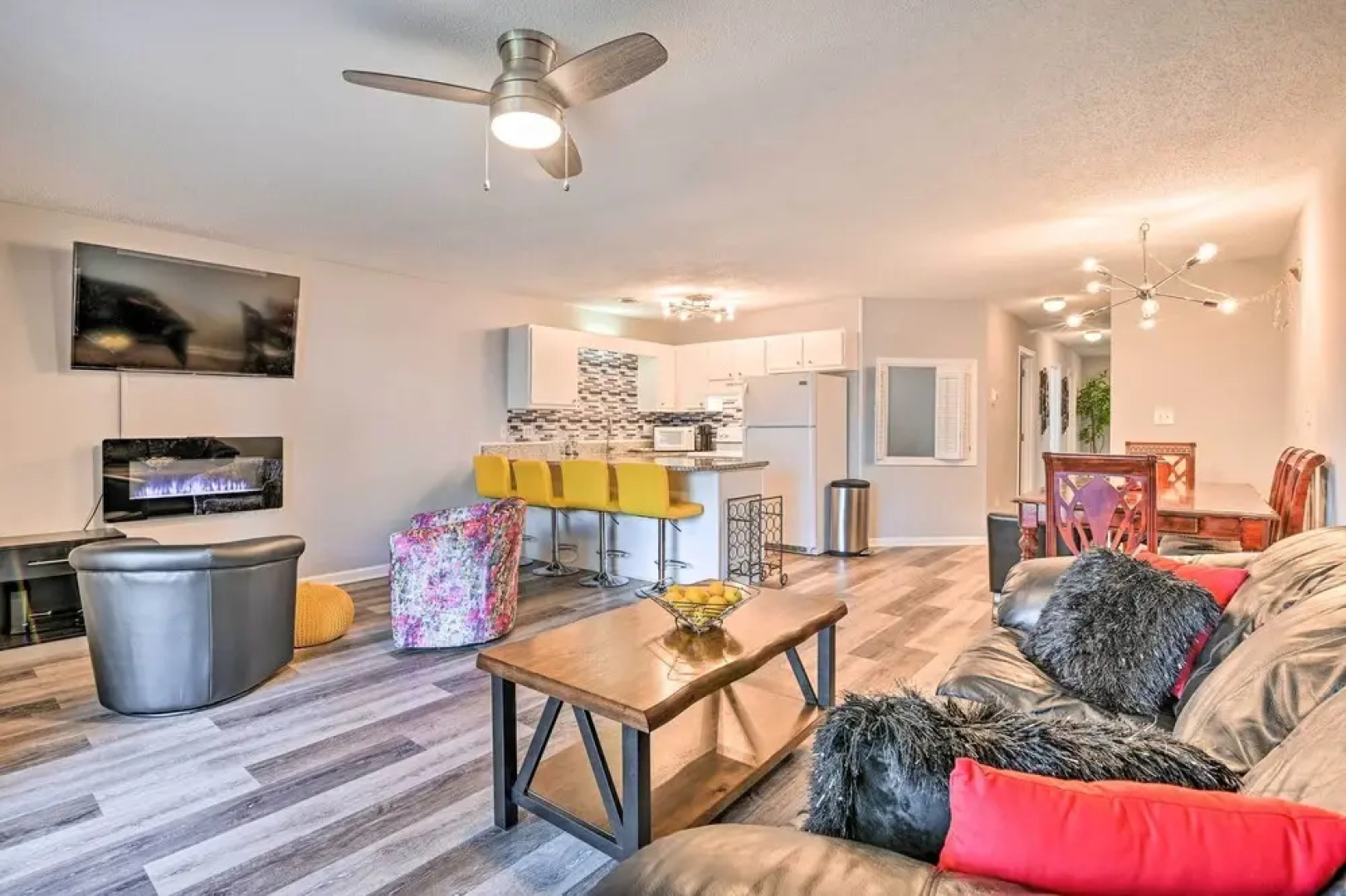 Myrtle Beach Condo ~ 2 Mi to Surfside Beach!