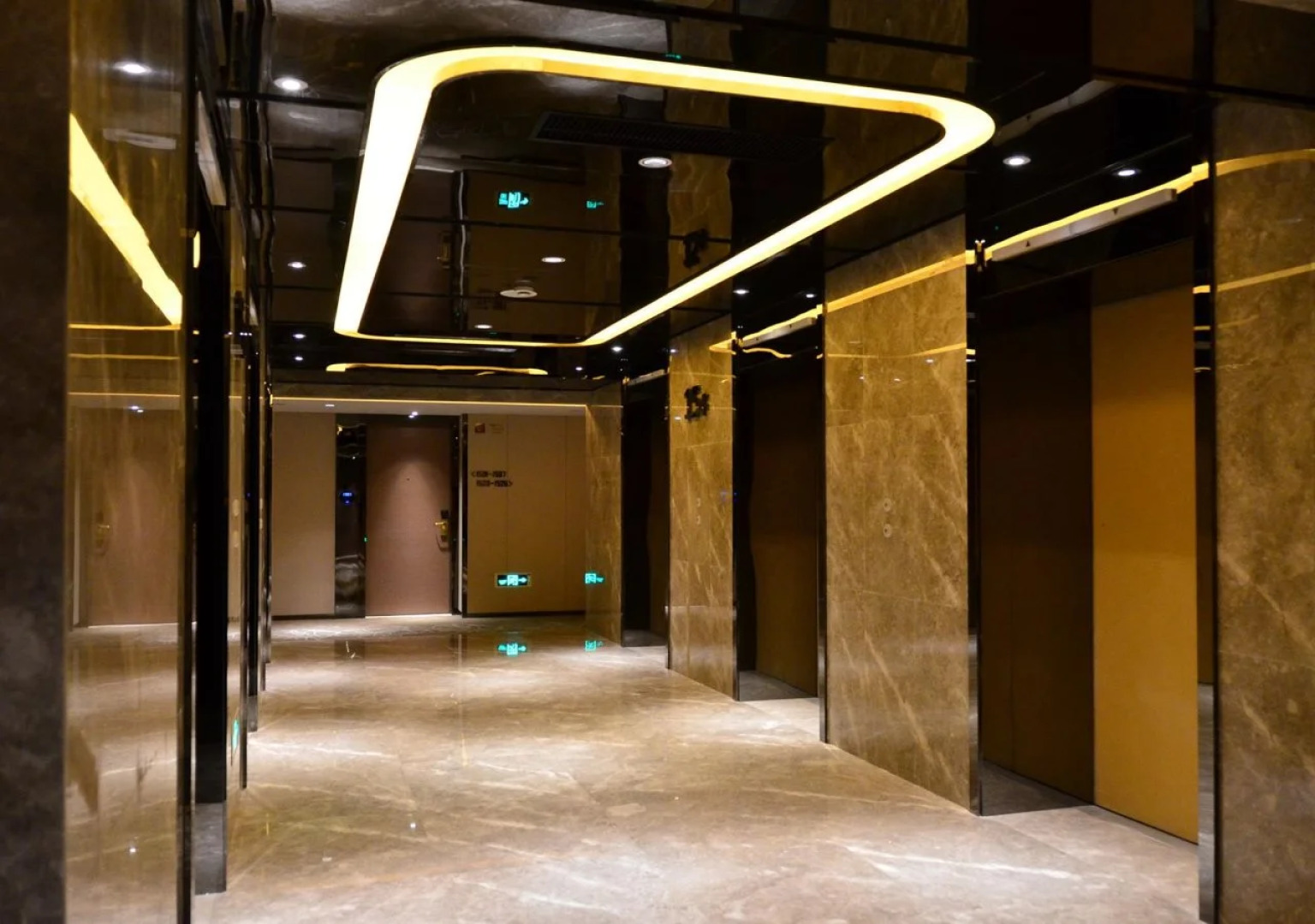 Hotel Equatorial Shanghai