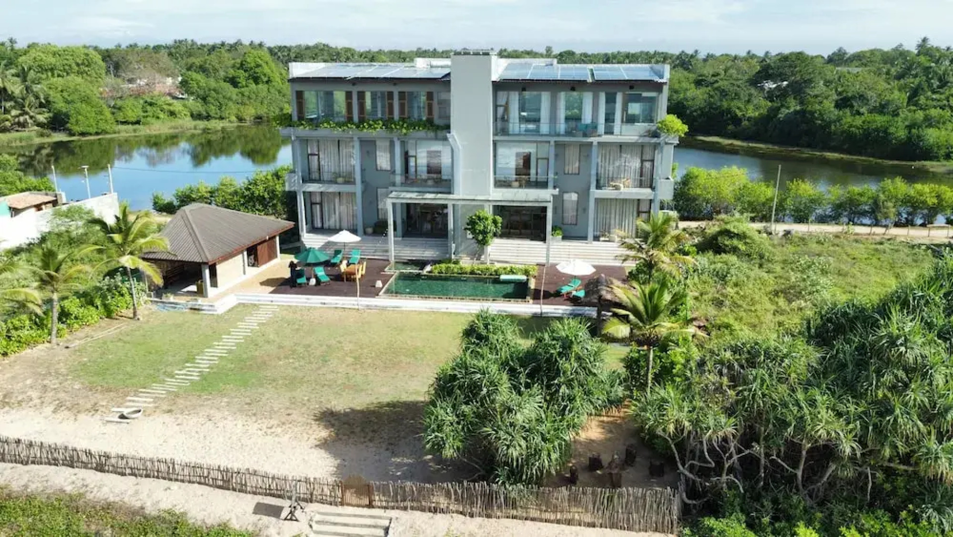 Six Elements Beach Villa