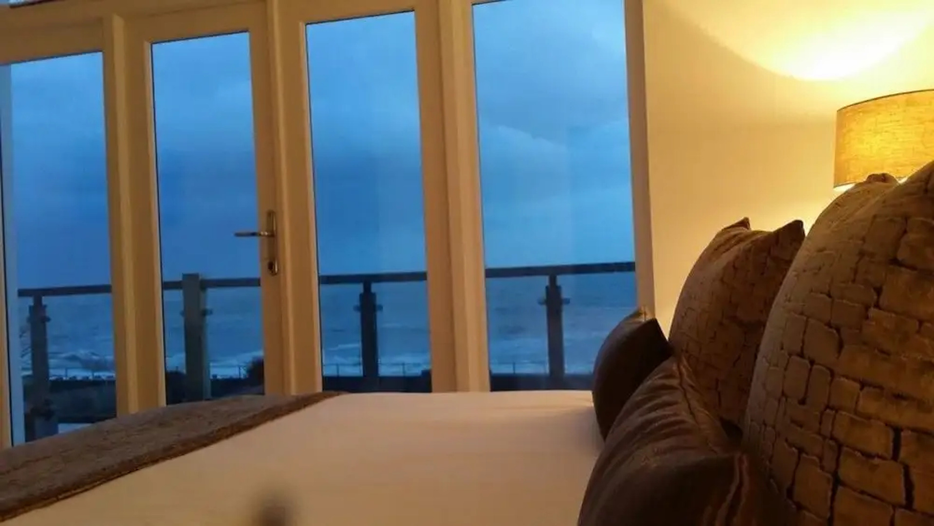 Bexhill Beach Residence Bed & Breakfast