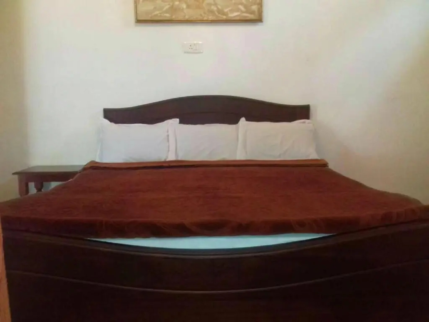 Colonial 4 B/R Home, Great for Families, Coonoor